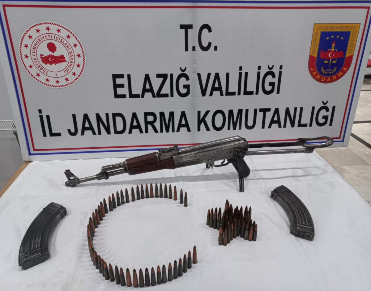 Elazığ'da Jandarma Kalaşnikof ele geçirdi