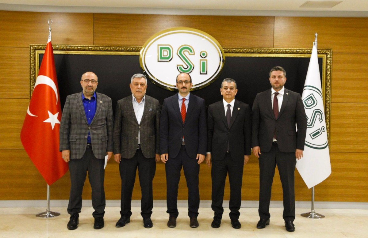 AK Parti Elazığ Milletvekilleri ve İl Başkanından DSİ Genel Müdürüne ziyaret 