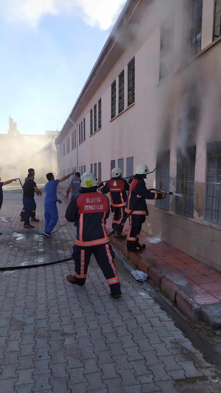 Elazığ'da ruh sinir hastanesinde yangın